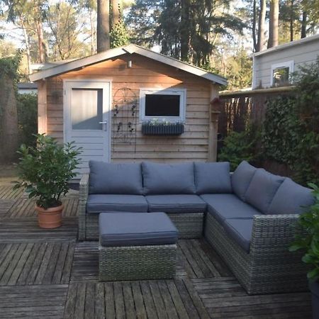 Te Huur: Leuke 4-Persoons Stacaravan Op Top Locatie! Hoenderloo Exteriör bild