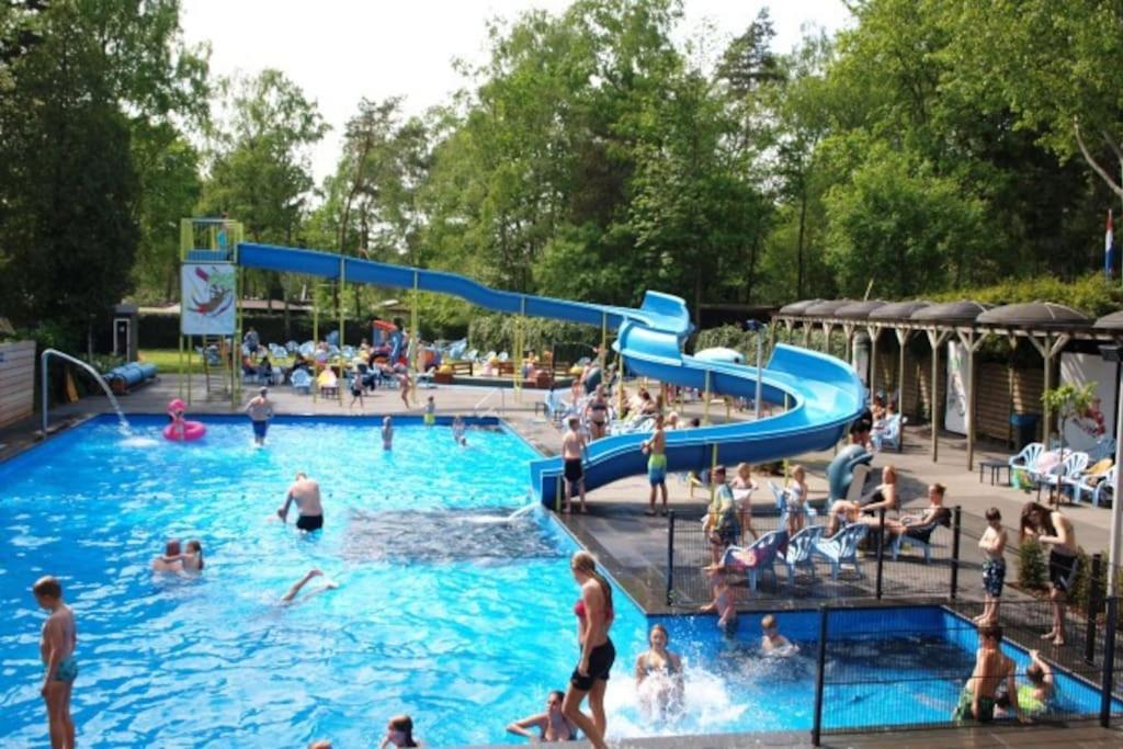Te Huur: Leuke 4-Persoons Stacaravan Op Top Locatie! Hoenderloo Exteriör bild